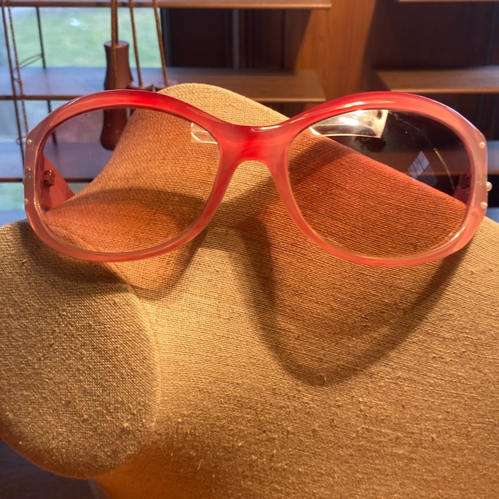 Vintage Rose Pink Coloured Sunglasses.